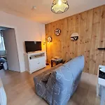 Bel « les Monts Du Cantal » Appartement