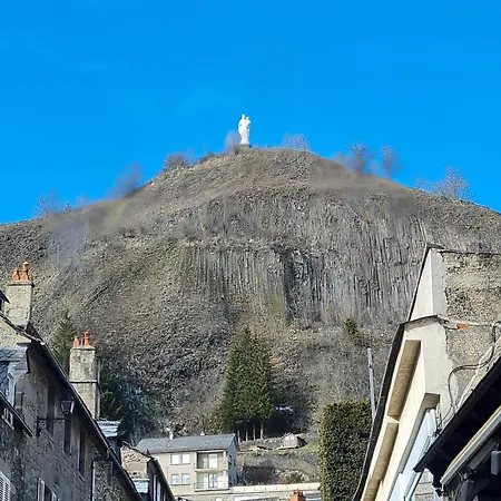 Bel  les Monts Du Cantal  Murat (Cantal)